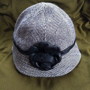 Lord and Taylor Cloche Hat